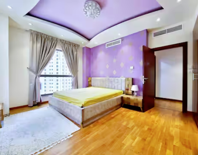 Luxurious Room | Stunning | Females Only